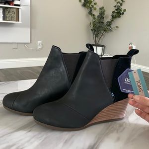 Black Leather/Suede Toms Wmn Kelsey Black Booties